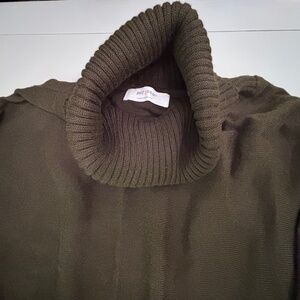 MerSea Catalina Olive Green Turtleneck